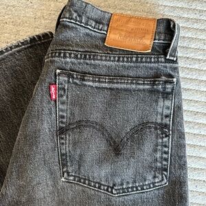 Levi's Wedgie Straight- size 26